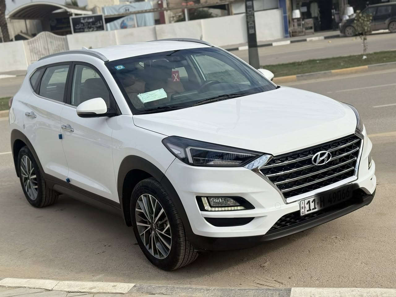 السلام عليكم توسان موديل 2020 وارد خليجي مكفوله رقم بغداد انكليزي بأسمي ماشيه 100  كشنات كهرباء خمس عدسات حساس امامي خلفي كشنات جلد سعرها 210 وبيها مجال 
‏***********
