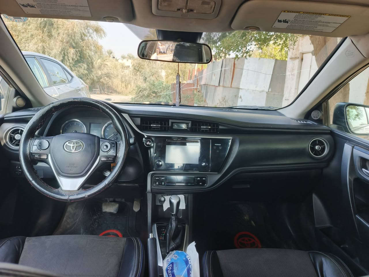 السلام عليكم كورلا 17se رقم أربيل حادث بنيد ب130 وبيها مجال ديالى المقدادية ***********
