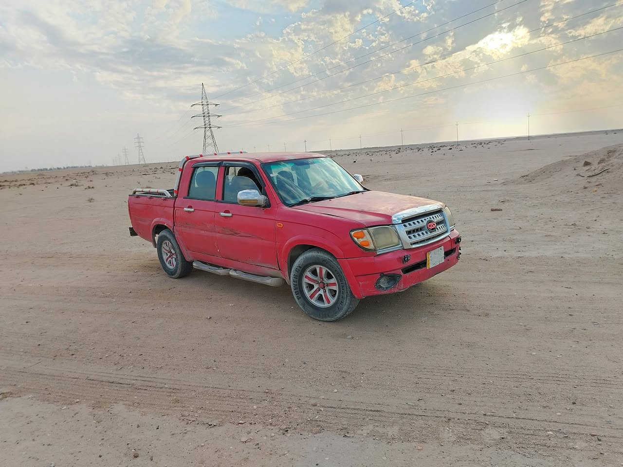 سلام عليكم بيكب البيع سياره جهزه محرك حدداديه سياره خير من الله صوليته سنويه الغايت 2027
سعر مناسب 26وبيه مجال حك جيه العنران البصره  ***********
