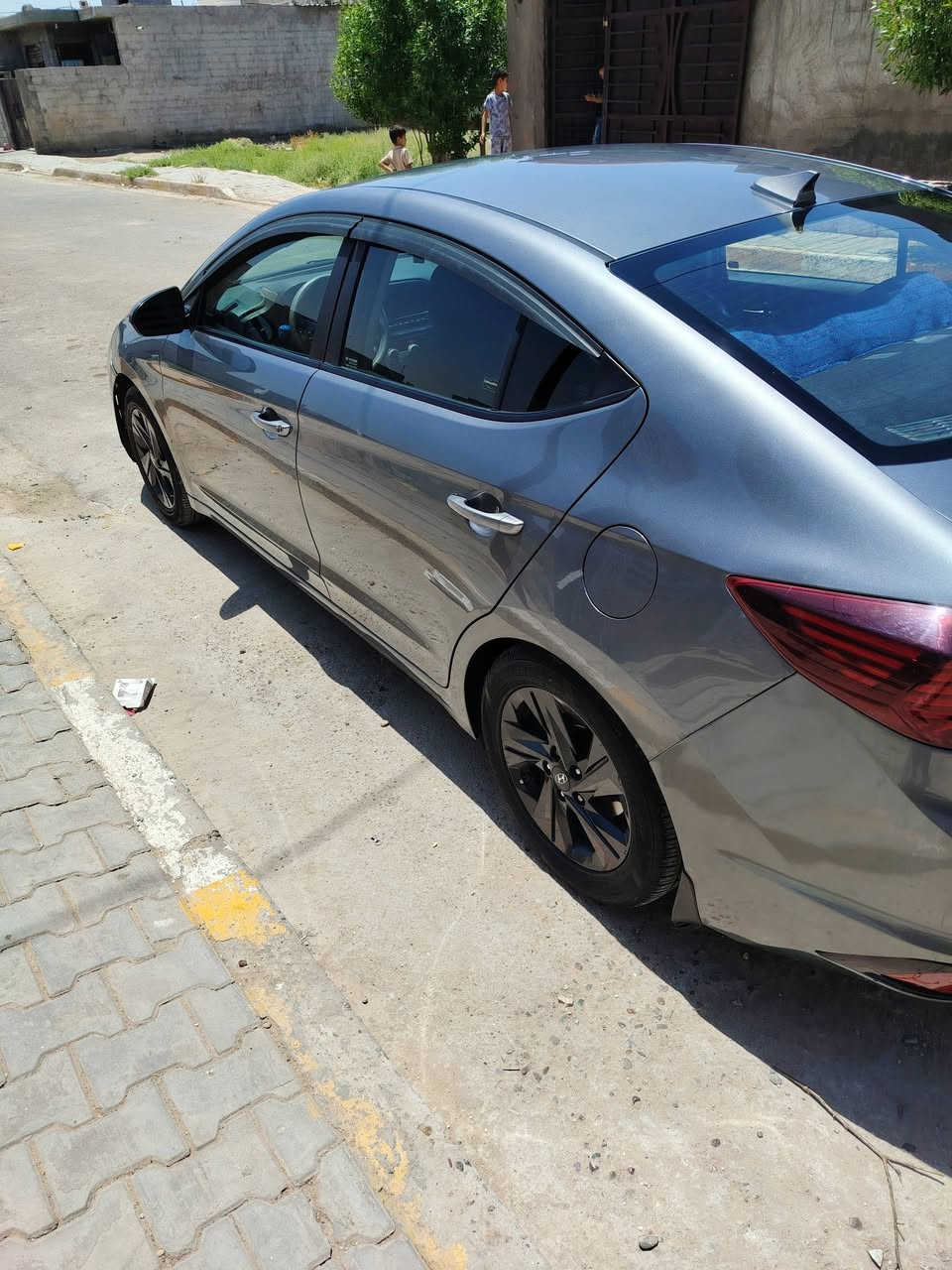 الانتره ١٩ محرك وكير خير من الله مواصفات معروفه بسمي هزه جديده تخم تاير صدر جديد ***********سعر 117وبيه مجال عنوان بغداد
