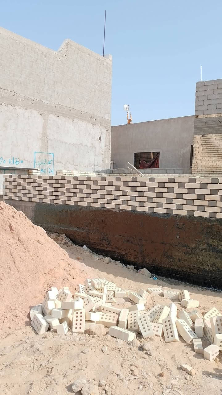 خلفه بناء متفرغ حالين شغل قطعي *********** اتصل ودلل
