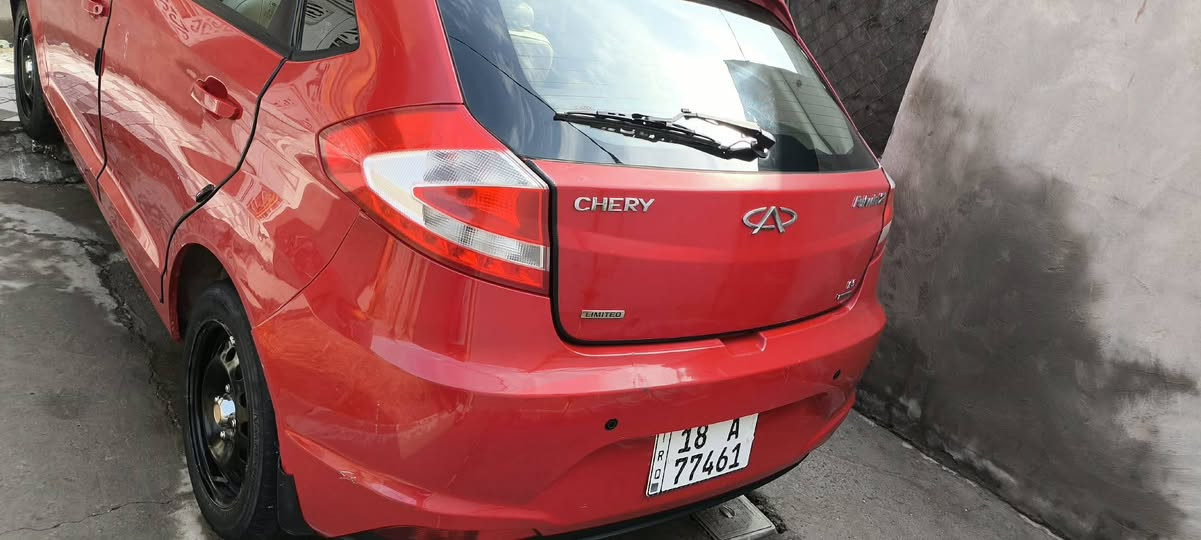 السلام عليكم شيري افلاوين موديل 14 رقم بابل انكليزي بسمي سنويه 27 هزه جديدة مصفره السيارة الف ما مطلوبة السيارة مكفوله من الضربه والصبغ والتبديل مكينه مكفول اسبانه ما ممدود عليه فقط الكير مفتوح مسويله صيانه ومبدل اكلج جديد وبيه جراد بل قماره وبل بنيد شي قليل وبيه ملاحضات بل كشر السيارة تبريد ثلج ماشية 162 سعره 48 وبيه مجال بسيط عنواني حله مركز اي استفسار اتصل ***********
