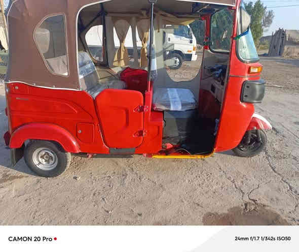 تكتك للبيع موديل ٢٢ شهر ٧ المدور ثاني يوم رقم وسنويه بابل مفتوحة بوشه وبستم شركة ولكشر طخت بصيطه السعر 8 وبيه مجال المكان بابل القاسم الرقم ***********
