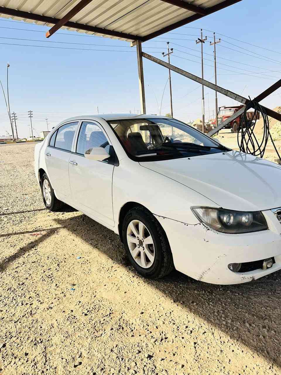 ليفان ٦٢٠
2011
كير محرك خير من الله سياره نضيفه 
زوج تايرات جدد
داخل نضيف كهربائات كلها شغاله 
رقم بغداد انكليزي بسمي 
مكاني ديالى الغالبيه 
٥٢$ وبيها مجال 
*********** 
كلشي موجود بلسوك ماعجبك السعر اعبر المنشور
