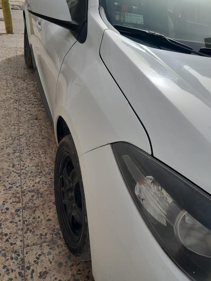 فلونس ٢٠١٦ للبيع للاستفسار  *********** سعر ٧٥
