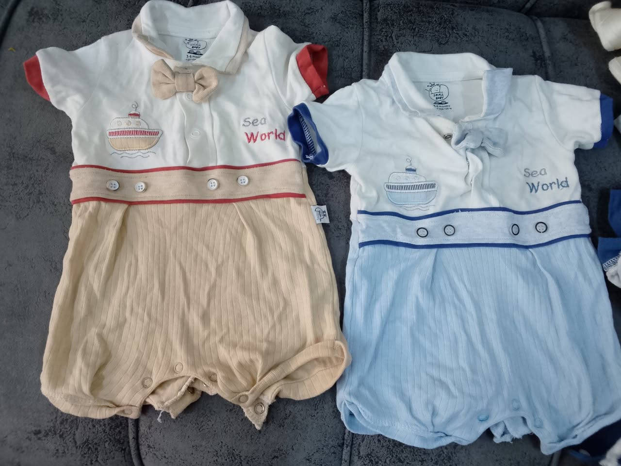 للبيع قطعه من 1الى5الف


**إذا كنت صاحب هذا الإعلان وتريد حذفه لأي سبب، رجاءا أرسل رسالة إلى الدعم الفني**