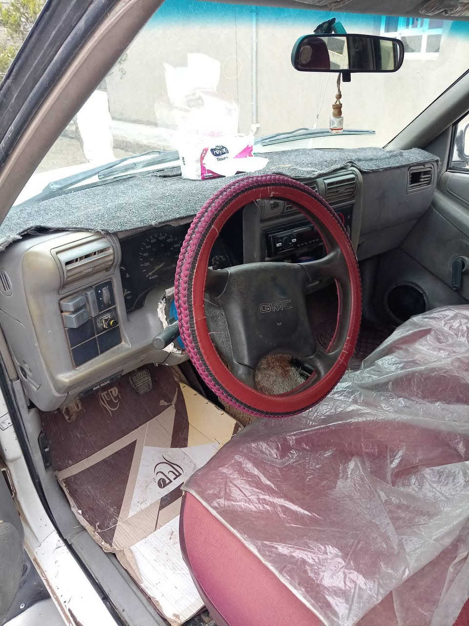 مكلف بالنشر لا تراسلني اتصل بصاحبها مباشر ورقمه موجود بالمنشور
#سيارة GMC سونامي للبيع محرك ونجي 4سلندر كير اوتوماتيك رقم دولي السنوية باسمي لغاية 29. للاستفسار الاتصال على الرقم
***********
