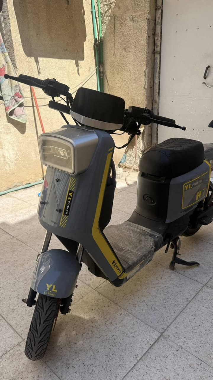 دراجة R7 موديل 2025 نضيف حيل
بطاريات 5 32 امبير سعرة 400 قفل


**إذا كنت صاحب هذا الإعلان وتريد حذفه لأي سبب، رجاءا أرسل رسالة إلى الدعم الفني**