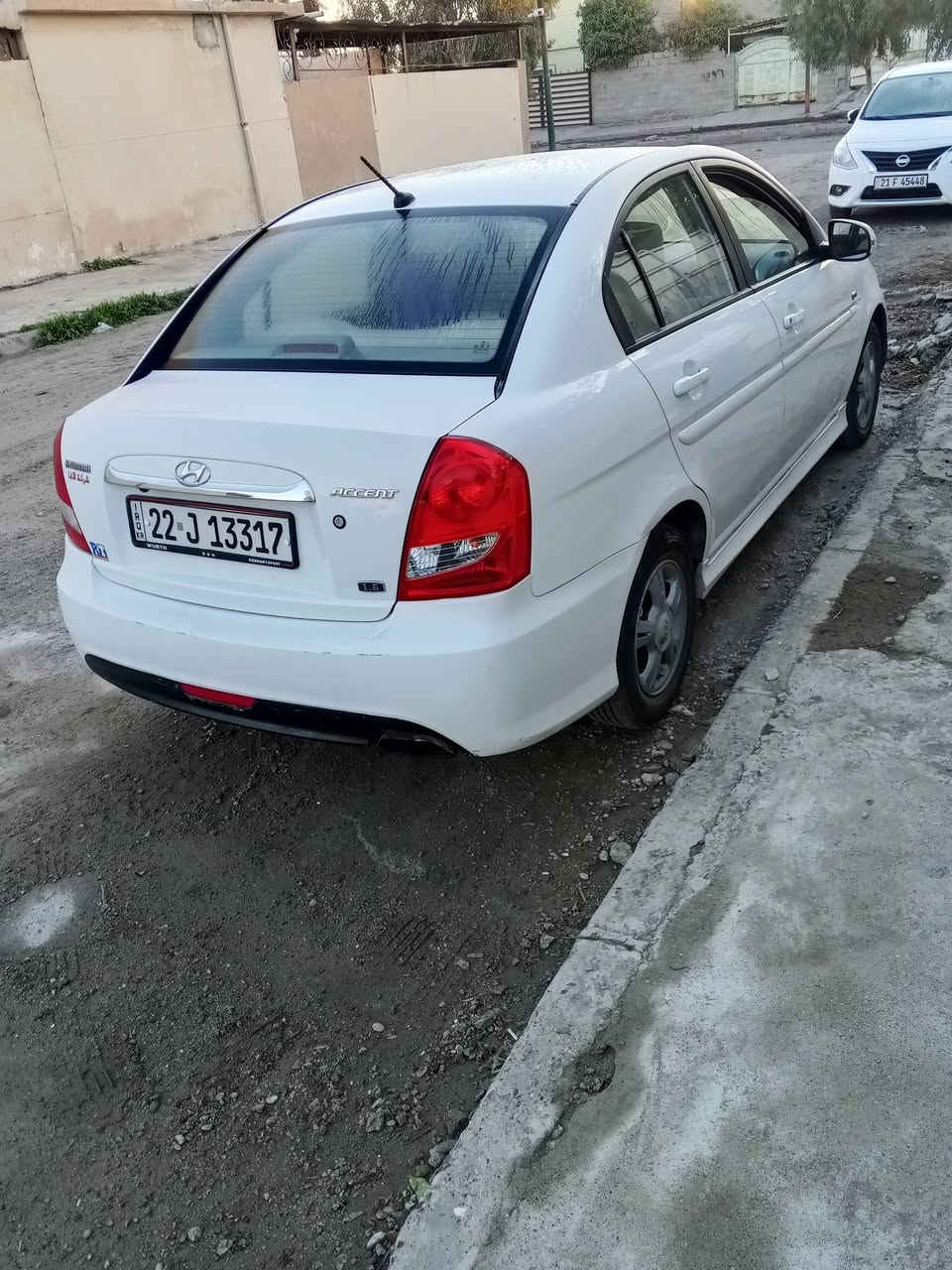 اكسنت 2011 خدمات بدون صبغ بدون بارد بطاقة بانزين بي السعر 98 بي مجال السياره بي خط رصعه بس و باقي مكفول مكان سياره كركوك عرفه ***********
