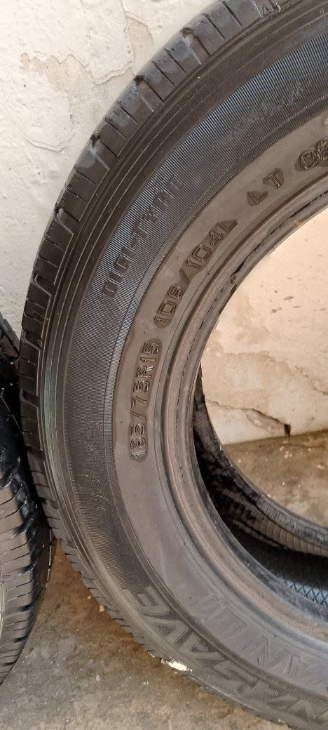 سلام عليكم ورحمه الله وبركاته تايرات للبيع نظاف 185/75/15زوج سعر ٤٠بيهن مجال وتك 205/65/15 سعر 15وتك 185/65/14سعر 15 رقم الهاتف ***********
