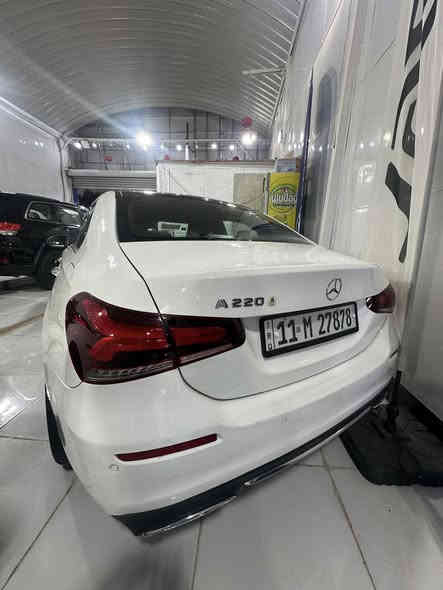 سلام وعليكم مارسدس موديل 20 حجم A220مينكة 2000 بيع ومروس سعر185 مكان السيارة لكريعات رقم ***********صور لحادث  مع لمنشنور
