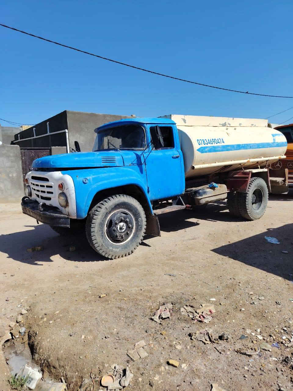 البيع زيل موديل 86 كير ومحك وشاصي مكفول رقم بغداد نكليزي شرط تحويل العنوان سماوة سعر وستفسار على هاذا رقم ***********
