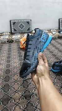 حذاء • مقاس ٤٣ • سعر خاص