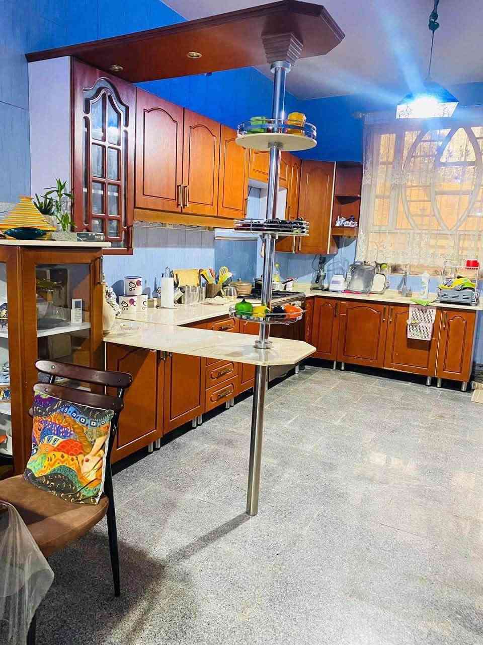 🏡 للبيع دار سكن  🏡سعره كلش حلو
💫سنه البناء 2011 نضيف جدا ارضيات مرمر 

🔺المساحة : 240 م
🔻الواجهة: 8 م      🔻النزال:30 م

🛖يحتوي  على مدخلين مع 5 نوم  3 سويت
📍موقع مميز جدا شارع 15  

📍الموقع حي البنوك خلف شارع باريس خلف مطعم هوم جكن
 
المكتب مفتوح من🕔9 صباحاً لغالية 🕣11مسأآ🔔
_________________________________
للاستفسار مراسلة الصفحة
او الاتصال 

☎️***********
متوفر واتساب📞
او مراجعة⭕ .( الجوهره للعقار )  ⭕
📍 عنوان المكتب: حي البنوك شارع الكنيسه
