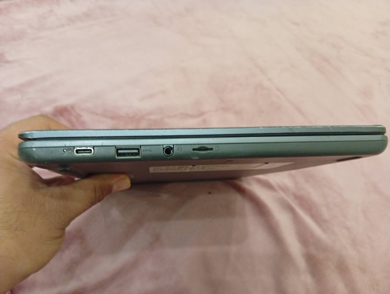 سلام عليكم
للبيع لابتوب لينوفه 
كروم وليس وندوز 
يعني فيد دراسه وتصفح 
مكاني الاسكان 
خلي سعر وبل عافيه عله الياخذه 
متواجد خاص


**إذا كنت صاحب هذا الإعلان وتريد حذفه لأي سبب، رجاءا أرسل رسالة إلى الدعم الفني**