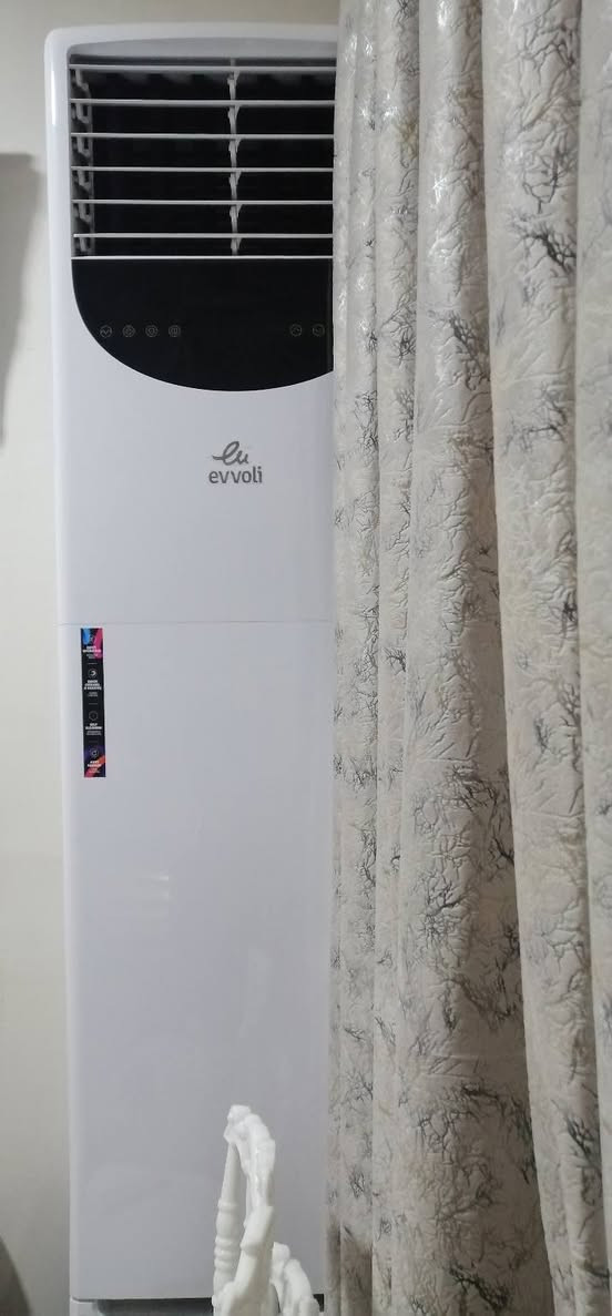 لبيع اخو الجديد ٢طن شرط حار وبارد شراي خابر عل رقم ***********
