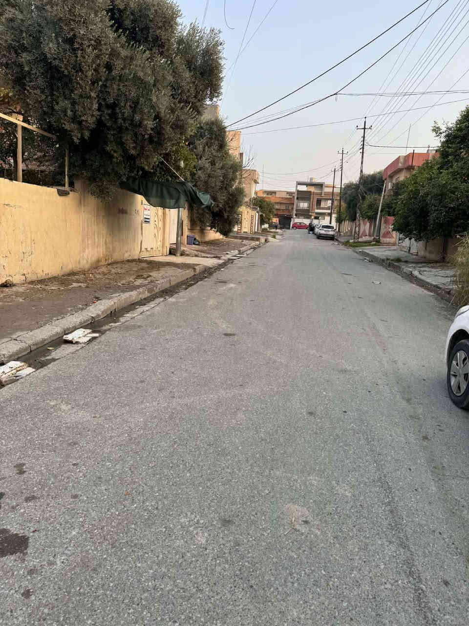 📢( إعلانـــ  إعلانــــ ) 📢
📢 دار للبيــع بناء قديم للهدم
◾️ العنوان/ حي السكر قرب ماركت الهيثم  
◾️المساحة : 322.5 واجهه 15 شارع 12 
☑️ لمعرفة الاسعار وباقي العروض على
     رابط التلكرام 
  https://t.me/+qTZcegvM12c4NmNi 

☑️ للاستفسار مــراجعــــة #مكتــــب_البـحريـــن
حــــي الحدبــــاء قــــرب مرطبــــات البحريــــن
او الاتصــــال علــــى الرقــــم :
📞 *********** 
☎️ ***********
