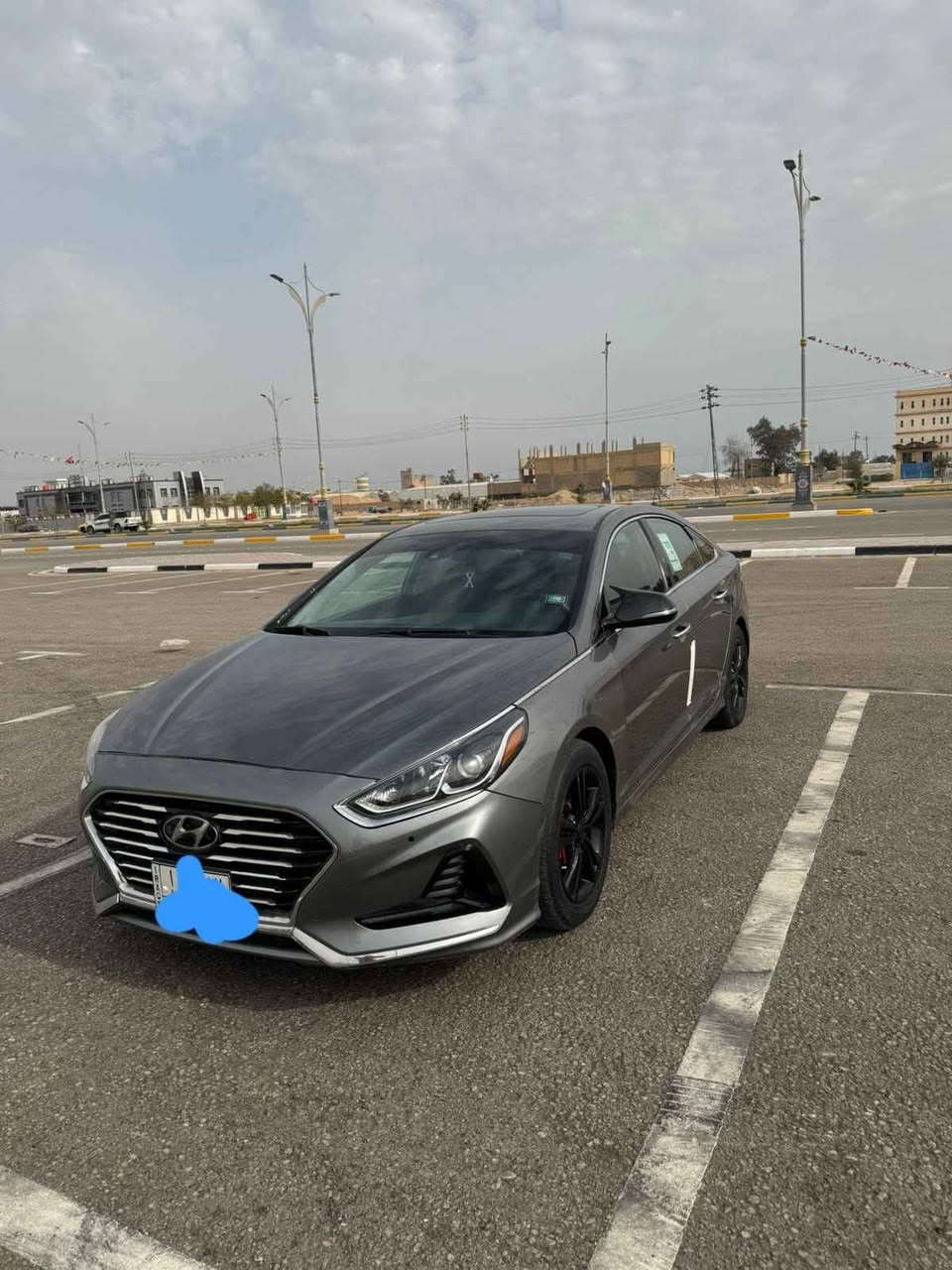 سوناتا مديل ١٨ سياره مابيها نقص برغي vip لمتد للخير للخير مزوعه
١٢٣بيها مجال بسيط كلش بنيد وجاملغ مبدل صور حادث موجوده حادث بسيط بس بدلتهن
***********
مكانها كربلاء مجمع الدره السكني مداور ثاني يوم رقم نجف Singapore
