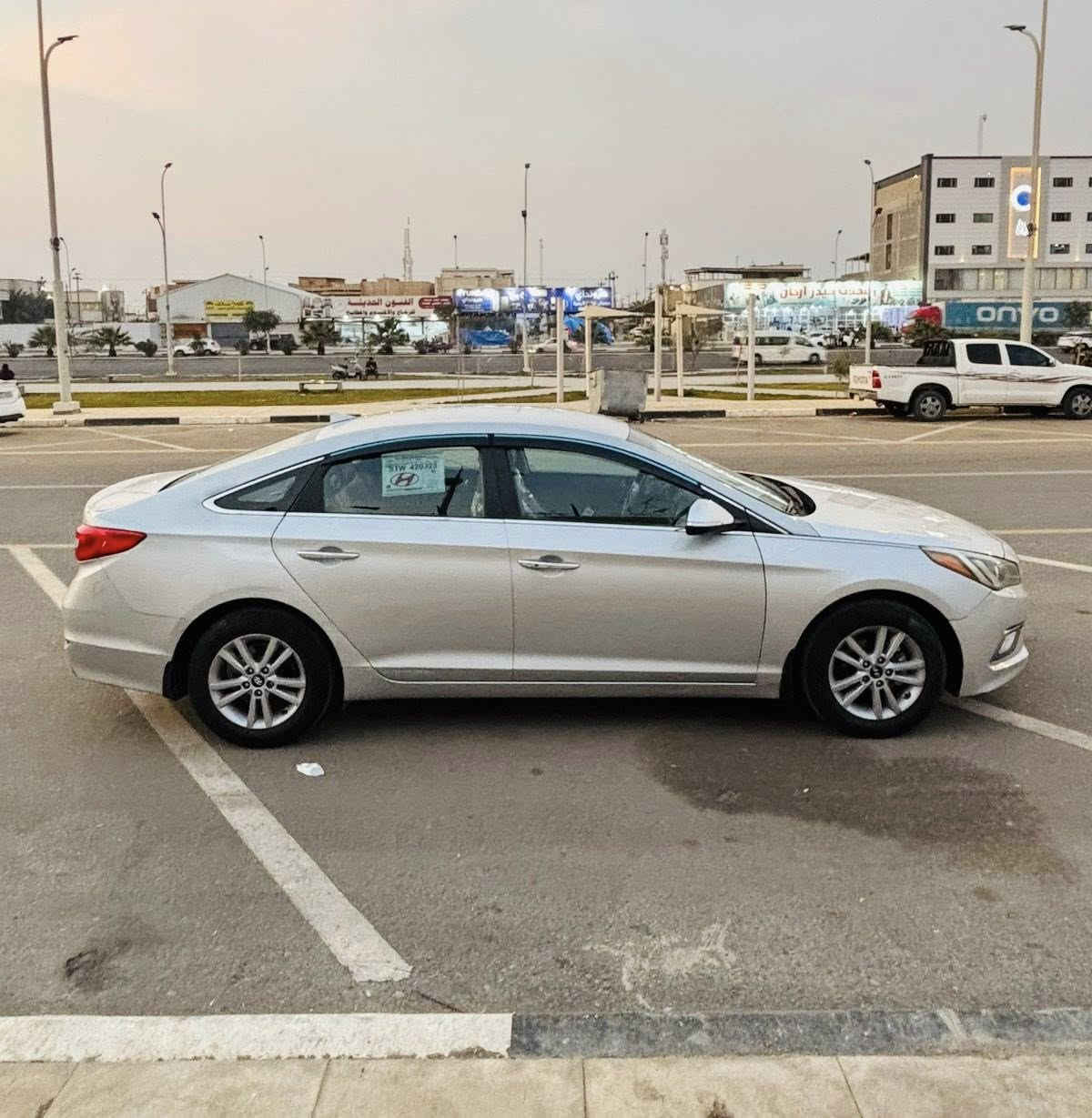 سوناتا 17 غاز كص جنطة السيارة كفالة محرك وكير وحدادية وتبريد جاهزة للاخير السعر 56 بيها مجال بسيط مكاني البصرة فول عدا الفتحة بصمة السيارة  
للاستفسار ***********
