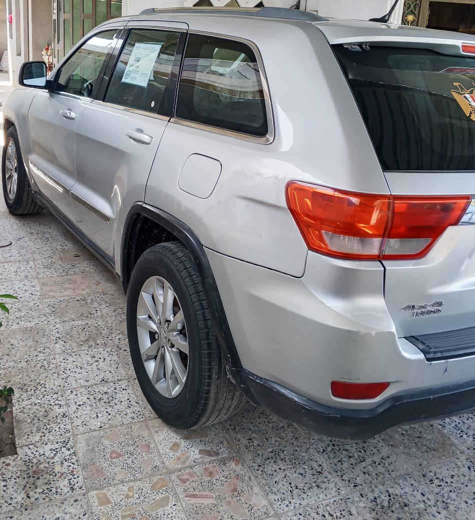 سلام عليكم للبيع جيب لارندو موديل 2014 ادوات ادوات كفاله من الكصه والسرقه والانتربول متومه ارقام وسنويه محرك وكير جديد تبريد ثلج تخم تاير بصمه ابواب السعر 80 وبيه مجال المكان ابو غريب موبايل ***********
