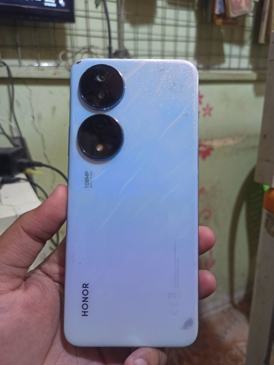 هونر x7b
ذاكره 256
رام 6+6 
بدون ملحقات نظافته موضحه بالصور
مكاني عفك السوك المسكف قرب كهوه عباس حتوت


**إذا كنت صاحب هذا الإعلان وتريد حذفه لأي سبب، رجاءا أرسل رسالة إلى الدعم الفني**