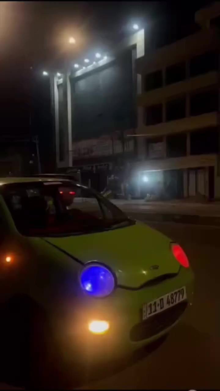 السلام عليكم
 للبيع سيارة ،كيو كيو .موديل 2008
اخت الزيرو ماشيه 45 حقيقي استعمال شخصي مابيها قطرة صبغ   كير محرك تبريد ثلج كهربائيات شغاله.مسجل دمام خلفي  لايت زنون نشرات ويل كب حلو لون فستقي هزة وارقام جدد تحويل ثاني يوم. السعر28 سياره مماشيه 
***********.
