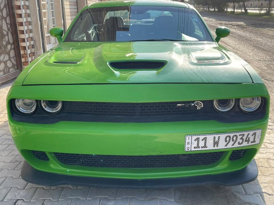 جالنجر 2017
السياره اصل srt بس بيها مكينه 5700
كير وحداديه واكسل ودبلات كلهن srt 
السياره جديده حيل ماشيه 45 ميل 
فول مواصفات خزن كشنات ردار امامي وجانبي فتحه 
حادث سرقه بجم فقط مابيها صبغ فقط جنطه 
للبيع سعرها 170 وبيها مجال بسيط 
مكاني بابل حله ***********
