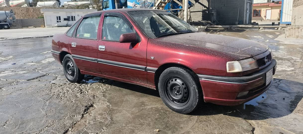 اوبل فكترة محرك ٢٠ كير عادي رقم كركوك جديد لحد ٢٠٢٩ بيه كوبون بنزين حدادية نضيف كفالة عامة سيارة حيل نضيم موديل ٩٢ سعر ٤٦ بي مجال 
رقم واتس اب(***********) كركوك, العراق
