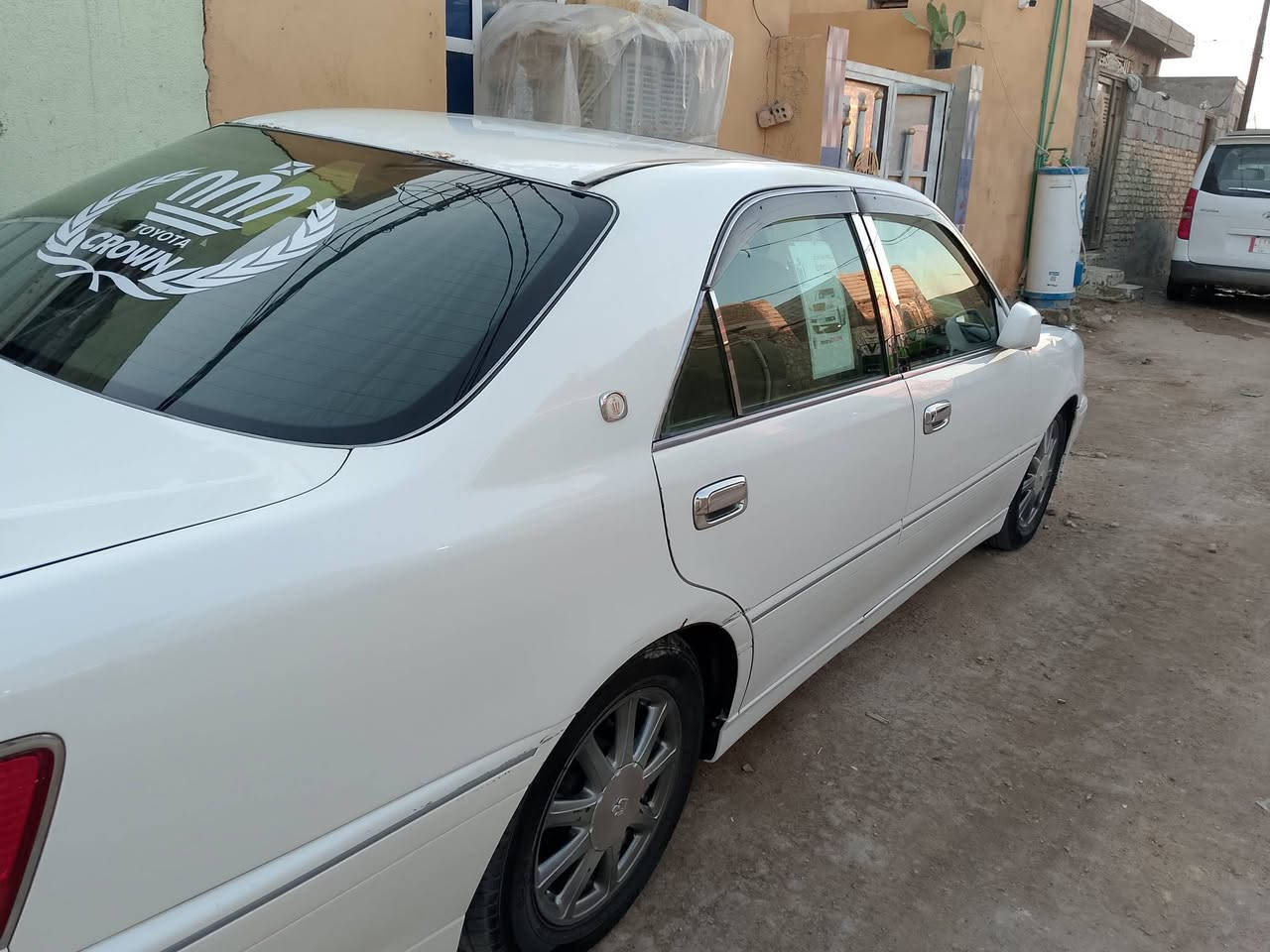 السلام عليكم ملكه للبيع الديبور الصغير ماكينه وقير كفاله حداديه جديده موديل 2002 سياره مفحوصه بس ما مدفوع القمري والرقم السياره فول فتحه برده شفط اموري شفط ثلاث دقم ستيرن كهربائي كشون كهربائيه تبريد ثلج بس وكاله السياره باسمي مو باسم تاجر كفاله عامه من الصبغ ومن الضربه القويه ما بيها ضربه او بيع او مراوس السعر ب ب 80 او بيع او مراوس العنوان النجف الاشرف اني ما اقرا ولا اكتب بس اتصال فقط رقم الهاتف بوساب*********** هذا الرقم بي واتساب وهذا رقمه الثاني ***********
