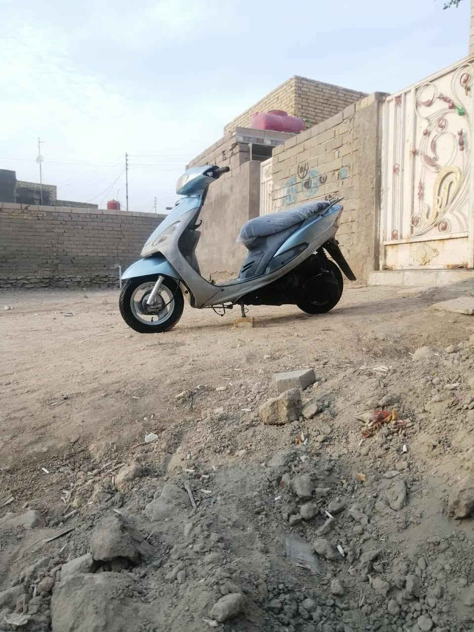 دراجه ماكس اللبيع مفتوحه بوشه وبستم دراجه مرتبه وحلوه سعر ٤٢٥ مكان ناصريه قضاء البطحاء ***********
