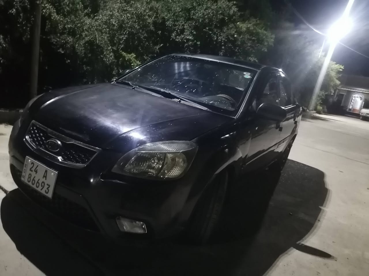 سلام عليكم كيا ريو 2011 بيها اربع قطع.صبغ وبارد وبيها تكحيل شويا بولش تروح بدون كابون سياره سنويه وهزه جديده سويته مكان سياره موصل سعر 89 بيها مجال ***********
