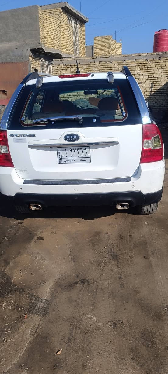 السلام عليكم كيا سبورتج موديل 2010 مكينه 2000 مكفوله من التبديل و الصبغ السعر 133 و بيها مجال رقم *********** المكان بابل هاشميه
