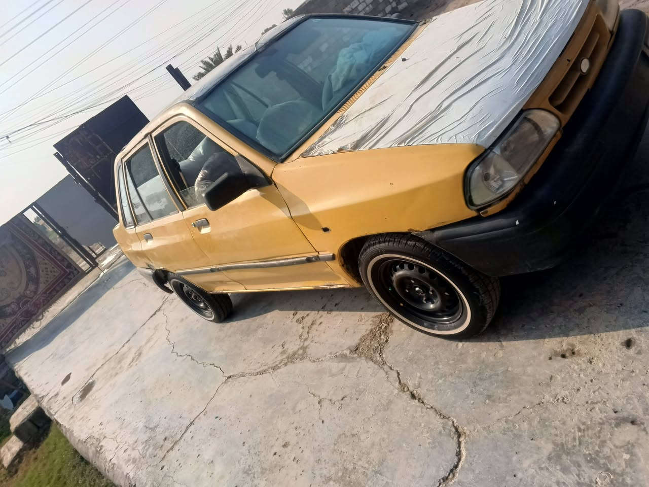 سلام عليكم سايبا موديل 12 رقم بغداد السعر 26بيهه مجال ***********
