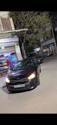 كيا ريو 2020 ا ستعمال شخصي نظيفة  السعر :  118 ورقة قابل 07838150070