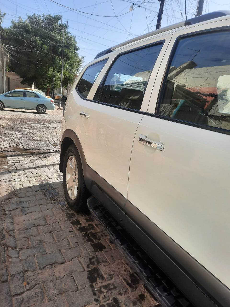 السلام عليكم مكلف بالنشر كيا موهافي 2009جداً نضيفة خليجي.السياره مكفولة بشرط لأصبغ ولاضربة السياره فول الفول تحكم ستيرن +ستيرن كهربائي . انارة محيطية بالداخل بلادي تحكم بالسكليتر والبريك كهربائي تقديم وترجيع كامره حساس .بصمة.فتحة سقف(سلايد). بكرة تحكم بالمودات فور ويل وتو ويل واوتو. لايتات زنون صندوكً شفط.كشنات خزن
تبريد ٣ قطع +تبريد خلفي منفصل بي تحكم من الخلف .بكً لايت لد مو العادي رقم بغداد الجديد الدولي باسمي تحويل ثاني يوم .)*********** واتس اب فقط او خاص بغداد, العراق
