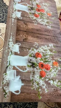 ميز و٤ كراسي • نضافه • مساحة صغيرة