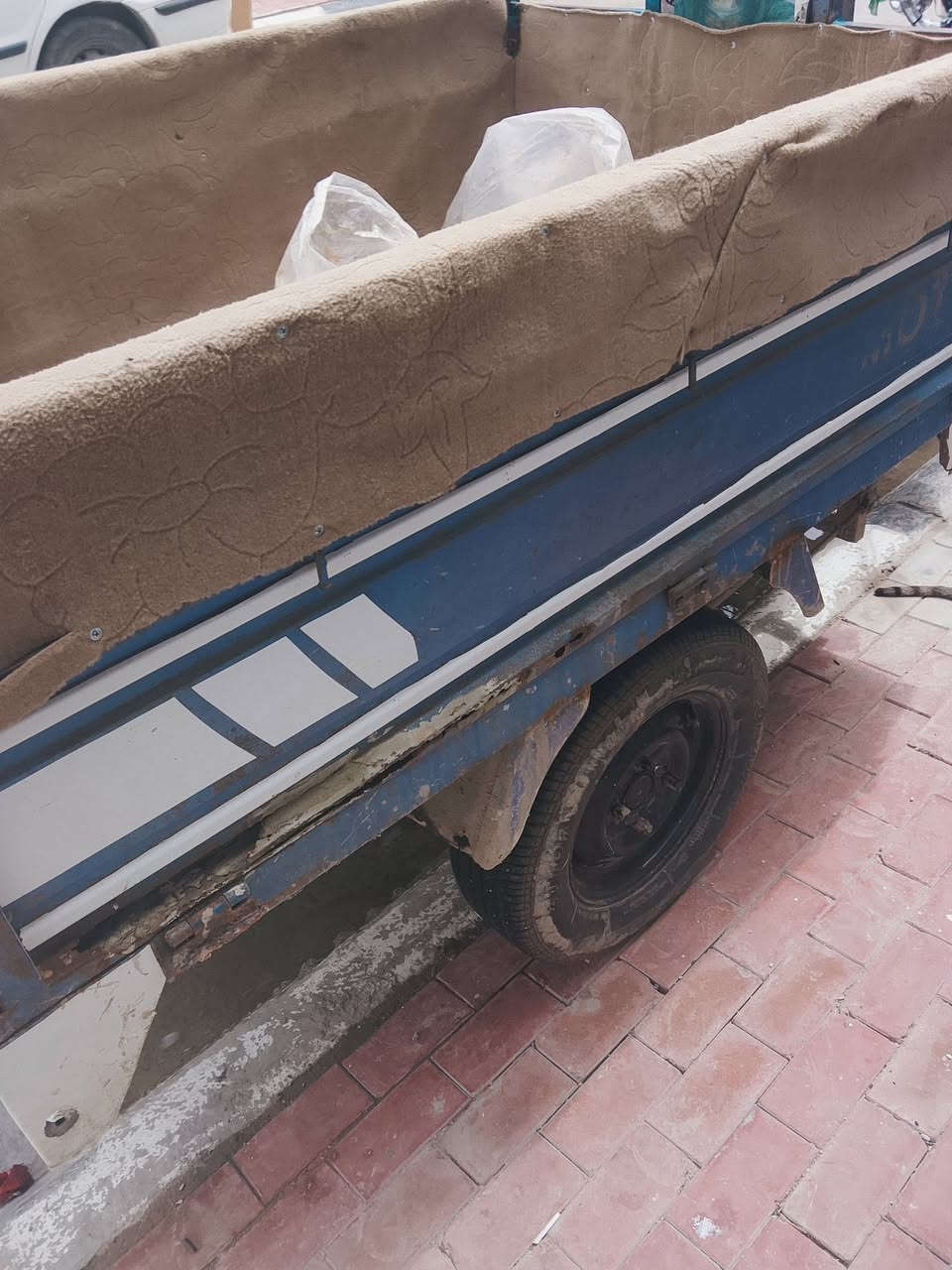 سلام عليكم ستوته للبيع اوراق اصولي موديل 2017 العنوان طوريج رقم الهاتف ***********
