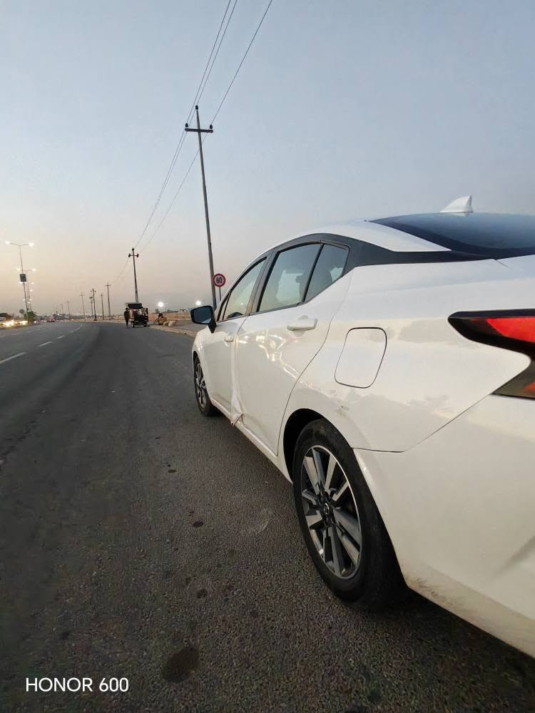 نيسان فيرسا لون ابيض موديل 21 ضرر باب خلفي فقط مكفول كفاله  عامة  بدون نواقص  للاستفسار اتصل برقم 
*********** كركوك, العراق
