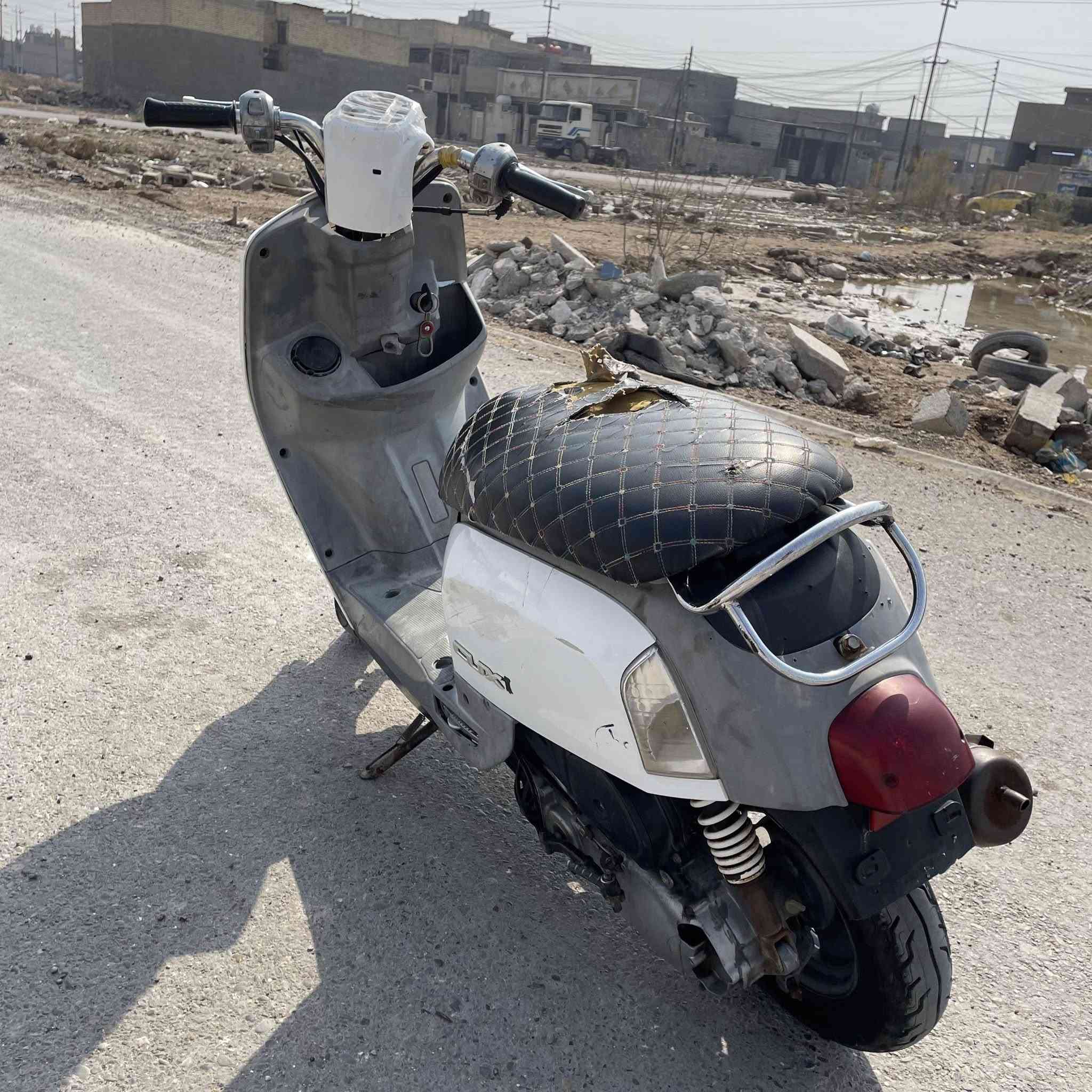 للبيع دراجه بوليس كابريتر
شغاله هندر مكينه ناعمه شلعه ومعدل خير من الله 
اشاير شغاله سكن 
سكن لكلوب شغال 
كلوب عالي ناصي شغال 
بك لايت شغال كفرات كامله 
دراجه يرادله ترتيبات بسيطه 
للبيع او المراوس بماكس عدله 
سعر ٣٠٠ 
مكاني بغداد الشعب بوب شام 
فدوه لقلبك اذا مو شراي لا تضل بس تعامل وتنطي وعد وما تجي 
شراي تصل وبيك خير ودلل 
***********
متواجد خاص
