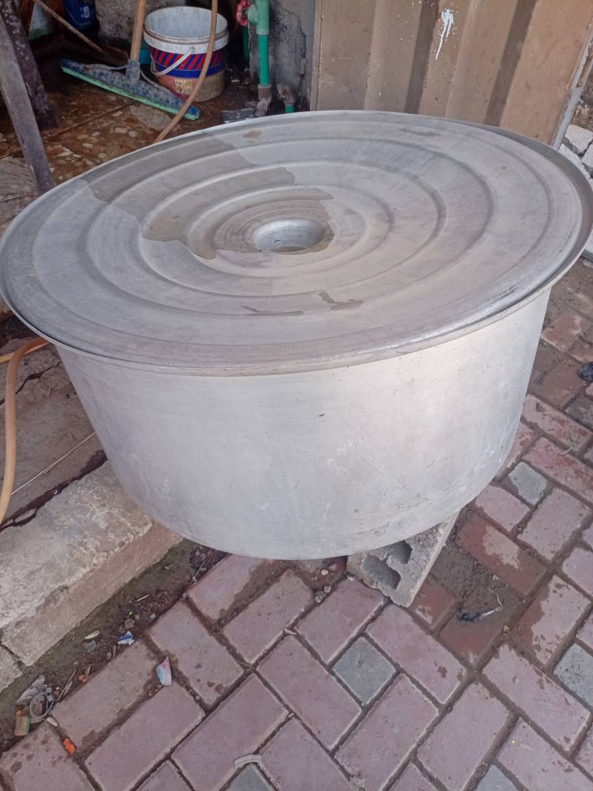 غراض للبيع عنوان كربلاء حي النواب *********** يوجد توصيل كربلاء كربلاء, العراق
