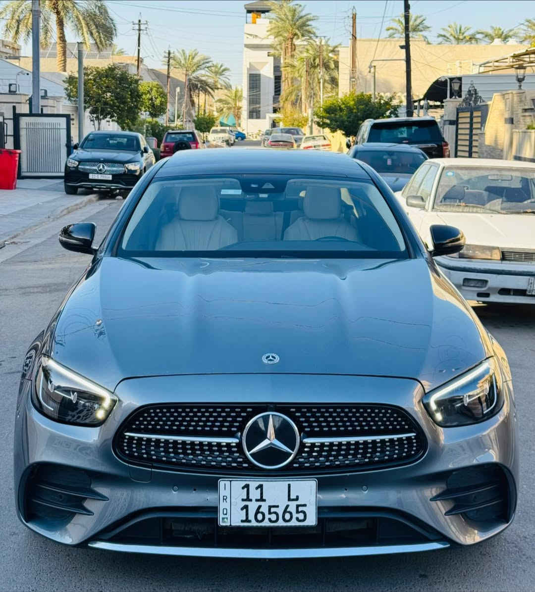 السلام عليكم 
للبيع 2022 E Class
بانوراما
بصمه 
بصمه ابواب 
داخل ابيض
بدي AMG
سستم صوت برومستر 
داخل 64 لون 
رادار امامي 
نقاط عمياء 
شاحن وايرليس 
تحذير تصادم 
كشن تدفئه 
شاشه متصله  
انظمه قياده 
ماشيه 42 الف 
بيها هوايه مواصفات معروفه بالمرسيدس 
كير محرك مكفولات بوضع الشركه
السياره وارد المانيا ضمان بدون حادث بدون صبغ 
للاتصال ***********
مكانها المنصور
