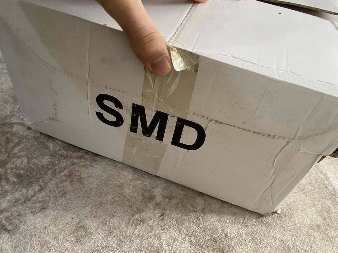 لید ١٠٠ مه‌تر مه‌ته‌ڕی
ره‌نگی شه‌مسیه‌ مه‌حاویله‌ی خۆی له‌گه‌ره‌ مه‌تر مه‌تر جۆین ده‌كرێت مه‌حاویله‌ی له‌ دوكانی كاره‌بای هه‌یه‌ 
له‌ هه‌موو بازار مه‌تری ١٥٠٠-٢٠٠٠ نامه‌ بنێره‌ هه‌رزانترین نرخ 
***********
