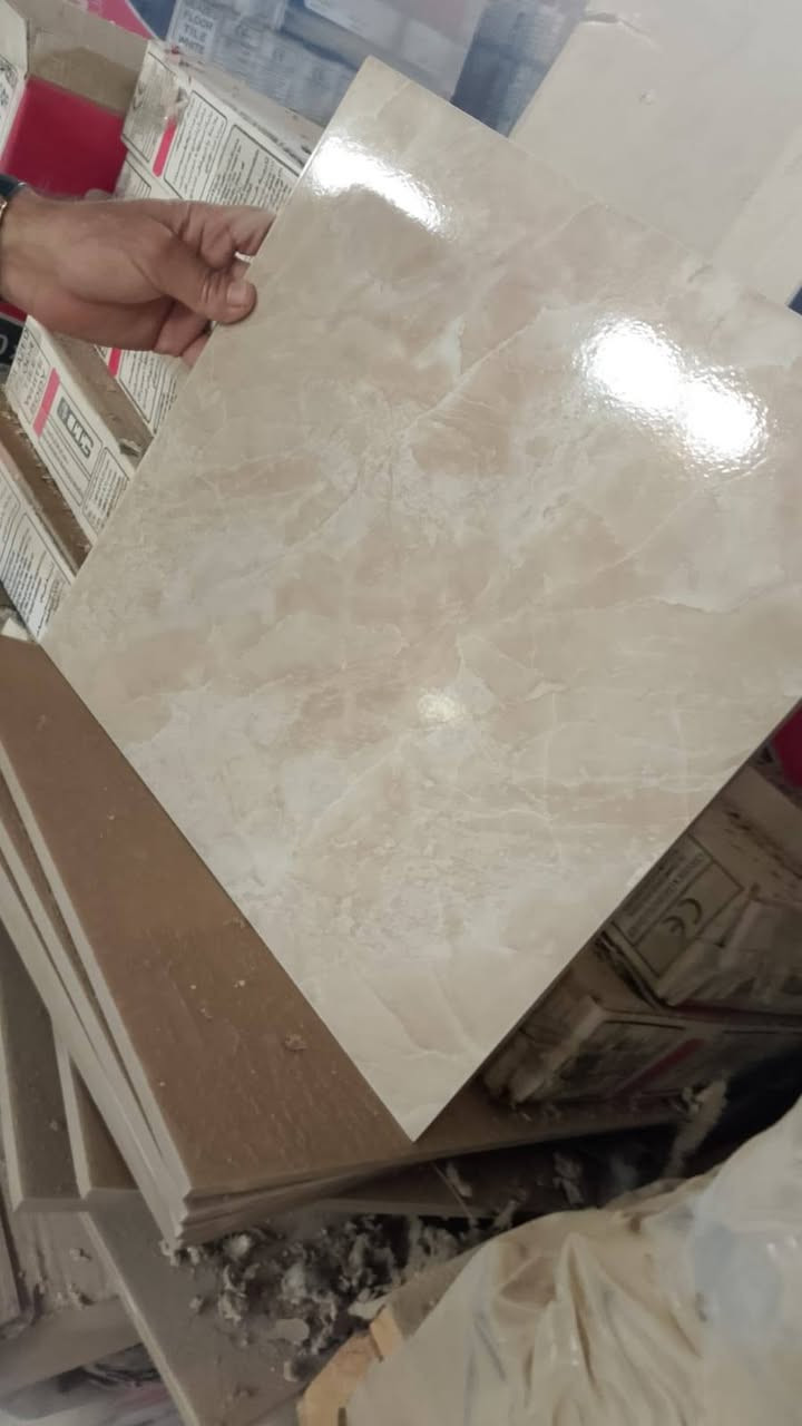 سيراميك ارضيات حمامات جدران مصري شركة زنوبيا وشركة كليوباترا حسب القياسات الموضحة بالمنشور وبسعر 5000/للمتر وبي مجال الكمية  مفتوحة واصل (جمله) حسب الطلب@


**إذا كنت صاحب هذا الإعلان وتريد حذفه لأي سبب، رجاءا أرسل رسالة إلى الدعم الفني**