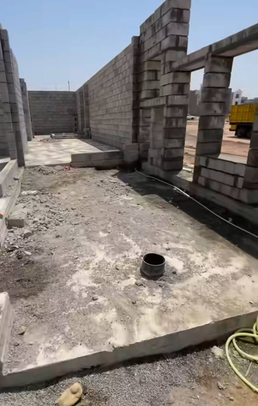 سلام عليكم 
خلفه بلوك متفرغ اشتغل كباله و بل يوميه شغل درجه اوله 
ولبخ جص وسمت ***********
