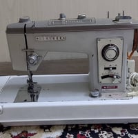 مكينه بلاذر • مستخدمة شهر • ميز هدية