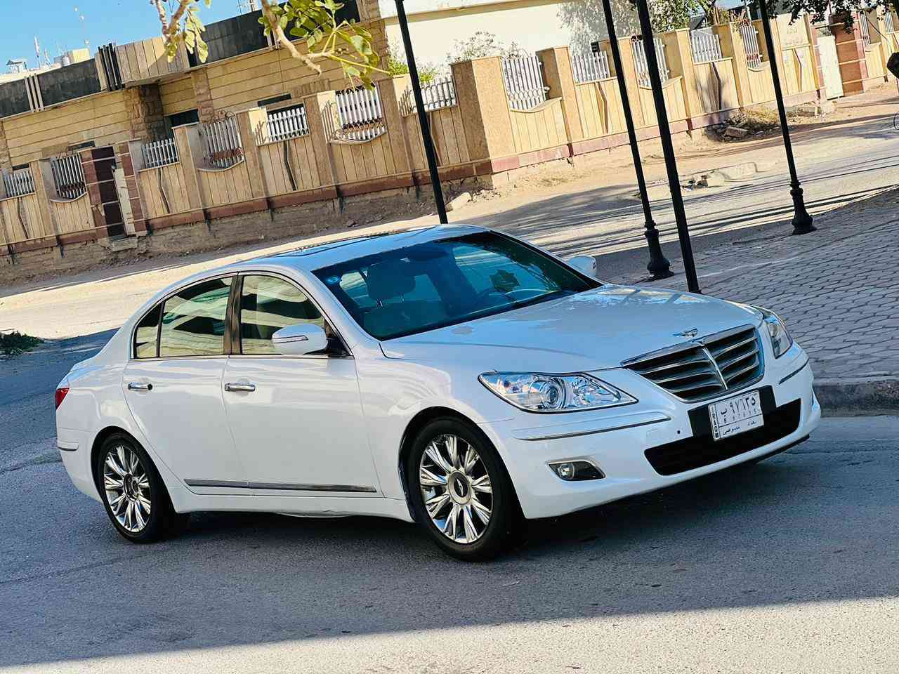 جنسزز مديل 2011 سعر 98 قابل للتفاوض الأستفسار اتصل *********** حادثها جاملغ فقط بدون دواخل وبيها قطعتين كلير اثر تشليع والباقي كفاله عامه فول مواصفات واحد على واحد فتحه سقف تحكم ستيرن شاشه كبيره كامره خلفيه دواره كشنات كهربائي مري قلاب اشاير مري كهربائي داخل بيجي قطعتين تبريد برده خلفيه حساسات امامي وخلفي مكينه سته 6️⃣ سلندر مكينه وكير مكفولات حداديه جديده تخم تاير رقم بغداد مشروع وطني سنويه ل 29 مكان سياره كربلاء
