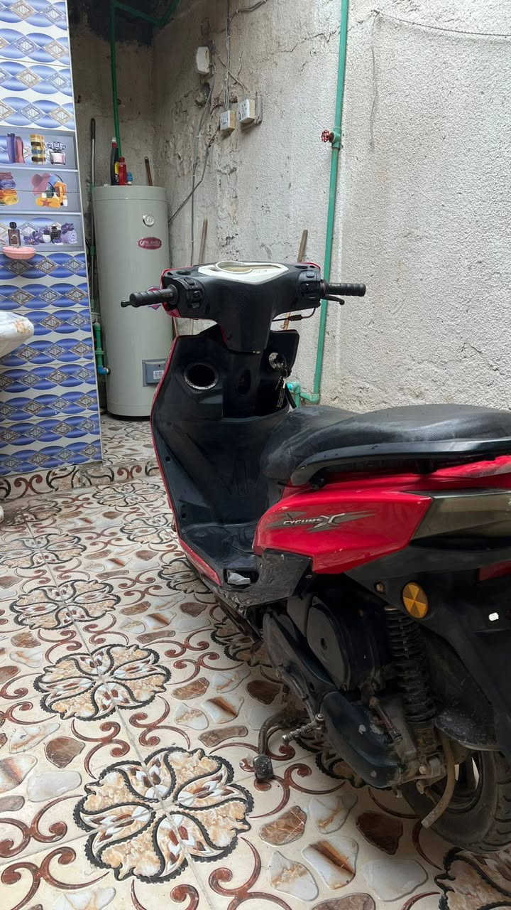 السلام عليكم دراجة سكنس موديل 2021،نظيفة  دراجة شلعة ومعدل 110، كلشي شغال بيها، المكينه نظيفة وما مفتوحه، للاستفسار التواصل عبر الرقم *********** واتساب البصرة, العراق
