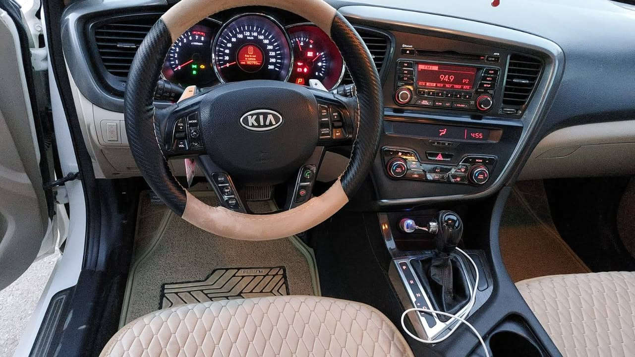 كيا اوبتيما 2012 خليجي

1- المواصفات : فول مواصفات 
2- المسافة المقطوعة : 183000 الف كيلومتر
3- حجم المحرك : 2400
4- الضرر : جاملغ امامي صبغ
5- للأستفسار : *********** الشريقات, صلاح الدين
