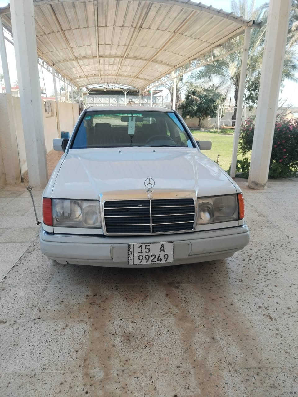 السلام عليكم
مارسيدس دب 300 محرك بلادي
موديل ٩١ غرفه جلد 
قواعد دبل بلادي شرط بدون لحيم السياره جاهزه محرك كير نضيفات
اريل كهرباء سنتر لوك شغال كهربائيات كله شغاله تحويل ثاني يوم هزه بيها سنه
المكان سامراء السعر ٥٨ للاستفسار *********** الشراي الحقيقي يراسلني ادزله فديو كامل
