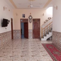 ٤٠٠م • ٤ غرف • طابقين